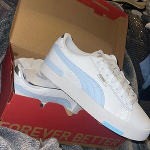 New Puma shoes for women in size 7.5